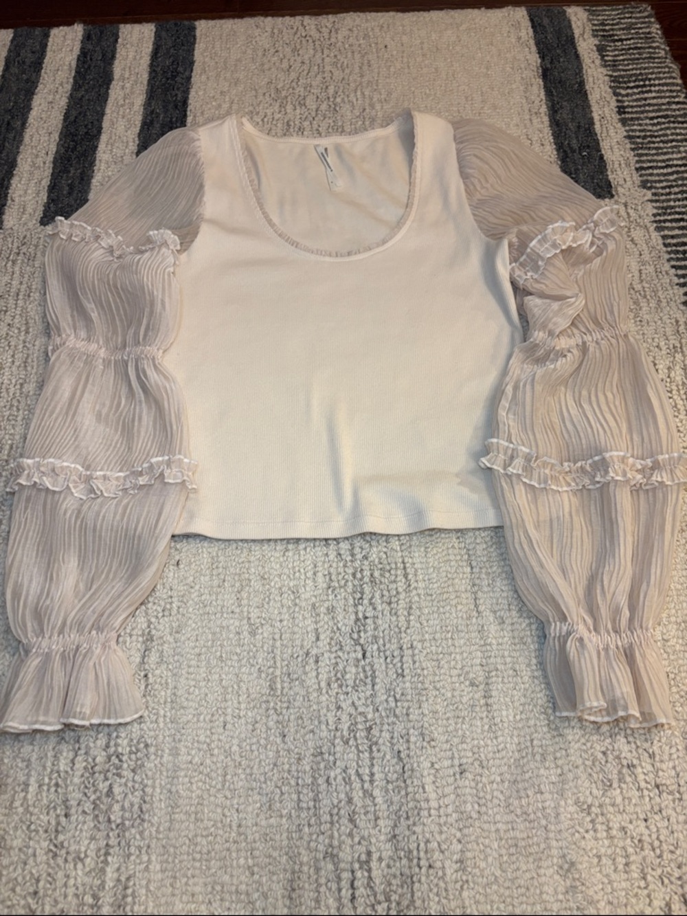 Anthropologie Cream Knit Crop Top with Sheer Ruffle Puff Sleeves NWOT - Picture 5 of 13